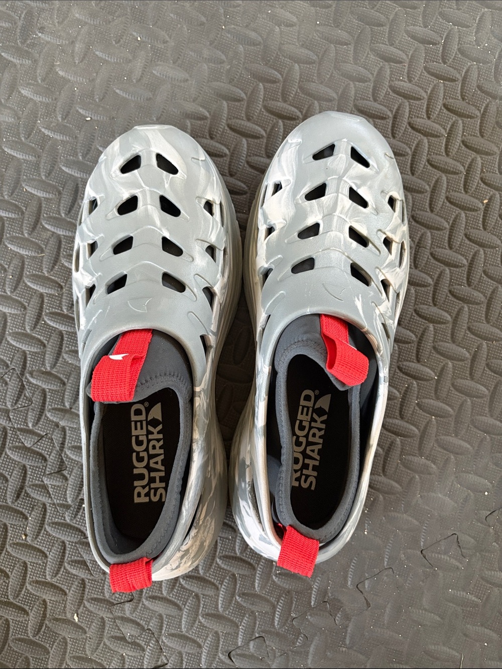 Ozark Trail Gray Athletic Water Shoes with Red Pull Tabs